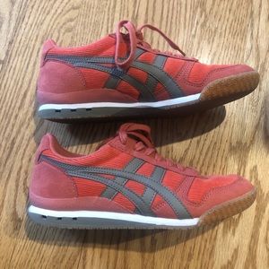 Onitsuka Tigers US size 4 women’s size 5